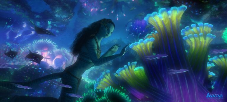 Tsireya in the bioluminescent coral reefs of Pandora.